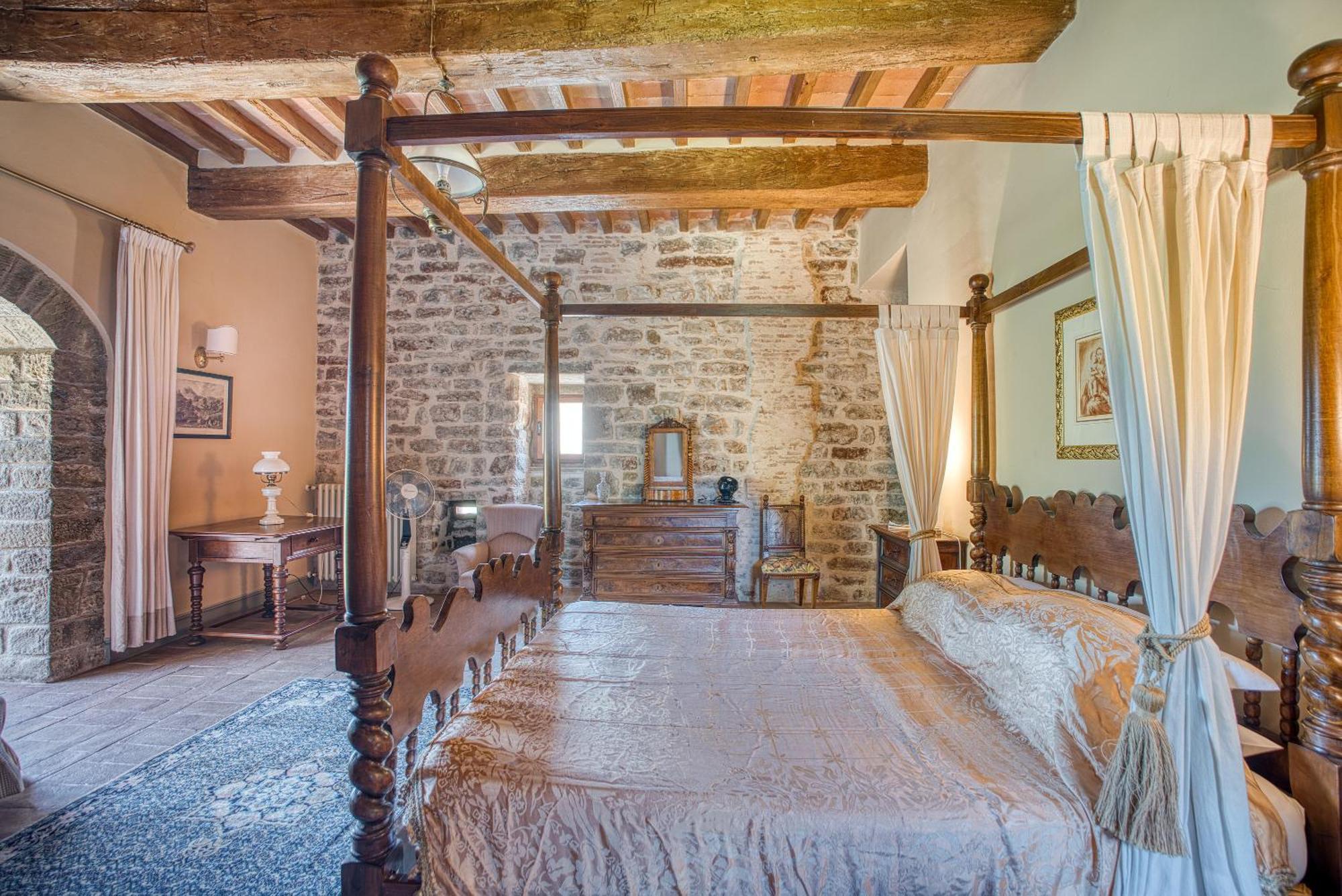 古比奥Castello Di Magrano别墅 外观 照片
